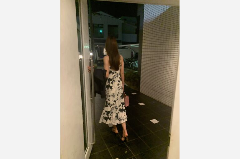 「 (48)